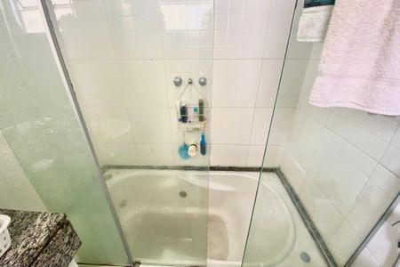 Apartamento à venda com 180m², 4 quartos e 1 vagaSuite 2