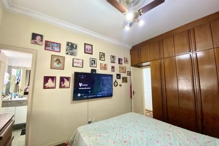 Apartamento à venda com 180m², 4 quartos e 1 vagaSuite 2