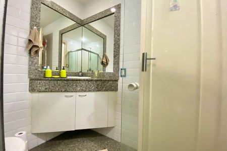 Apartamento à venda com 180m², 4 quartos e 1 vagaSuite 3