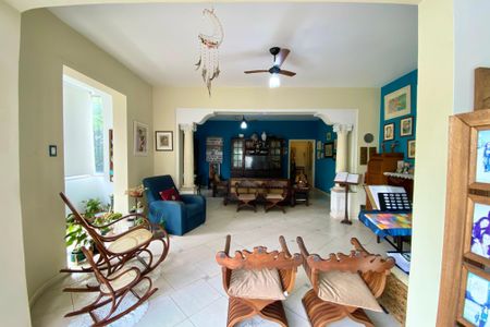 Apartamento à venda com 180m², 4 quartos e 1 vagaSala 