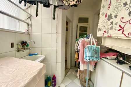 Apartamento à venda com 180m², 4 quartos e 1 vagaÁrea de Serviço