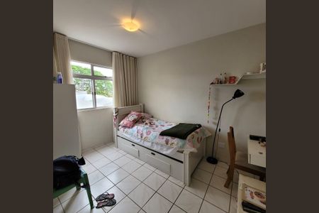 Apartamento à venda com 3 quartos, 60m² em Planalto, Belo Horizonte