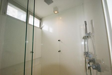 Apartamento para alugar com 400m², 2 quartos e 1 vagaBanheiro Suite 2