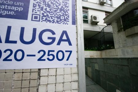 Apartamento para alugar com 400m², 2 quartos e 1 vagaPlaquinha