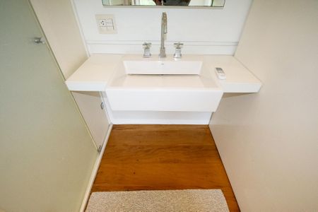 Apartamento para alugar com 400m², 2 quartos e 1 vagaBanheiro Suite 1