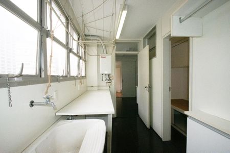 Apartamento para alugar com 400m², 2 quartos e 1 vagaÁrea de Serviço