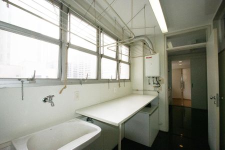 Apartamento para alugar com 400m², 2 quartos e 1 vagaÁrea de Serviço