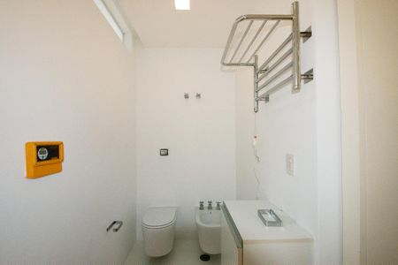 Apartamento para alugar com 400m², 2 quartos e 1 vagaBanheiro Suite 2