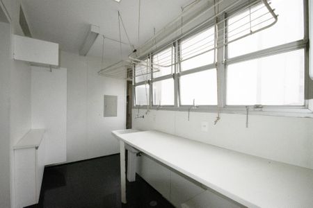 Apartamento para alugar com 400m², 2 quartos e 1 vagaÁrea de Serviço