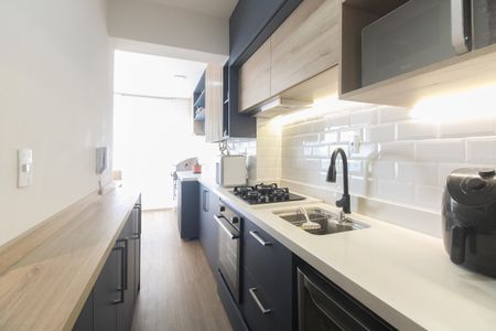 Apartamento à venda com 65m², 2 quartos e 1 vagaCozinha 