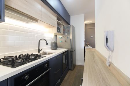 Apartamento à venda com 65m², 2 quartos e 1 vagaCozinha 