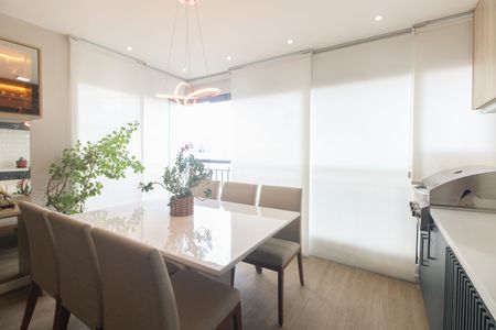 Varanda  de apartamento à venda com 2 quartos, 65m² em Vila Zilda, São Paulo