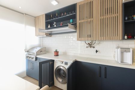 Apartamento à venda com 65m², 2 quartos e 1 vagaÁrea de Serviço 