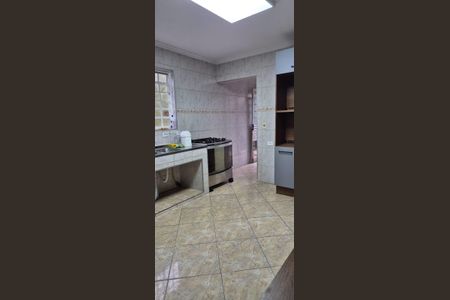 Casa à venda com 221m², 4 quartos e 1 vagaCozinha