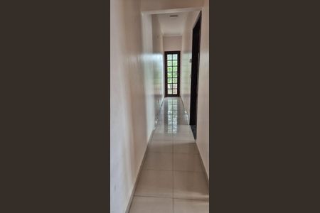 Casa à venda com 221m², 4 quartos e 1 vagaCorredor