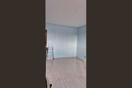 Casa à venda com 221m², 4 quartos e 1 vagaSala