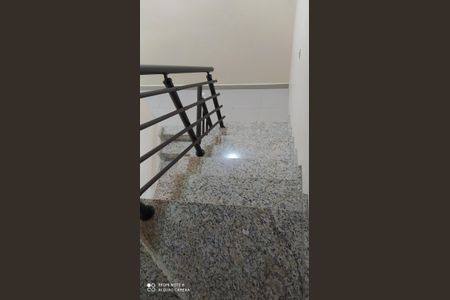 Casa à venda com 221m², 4 quartos e 1 vagaCorredor