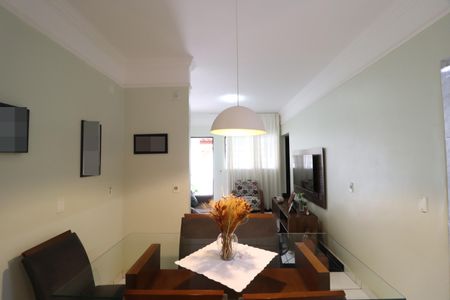 Casa de condomínio para alugar com 60m², 2 quartos e 1 vagaSala de Jantar