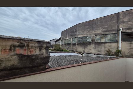 Casa à venda com 350m², 4 quartos e 3 vagas Casa à venda com 350m², 4 quartos e 3 vagasVista