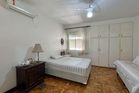 Apartamento para alugar com 120m², 4 quartos e 2 vagas Apartamento para alugar com 120m², 4 quartos e 2 vagasSuite