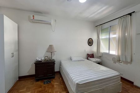 Apartamento para alugar com 120m², 4 quartos e 2 vagas Apartamento para alugar com 120m², 4 quartos e 2 vagasSuite