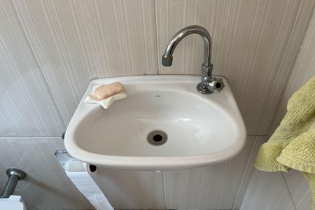 Apartamento para alugar com 120m², 4 quartos e 2 vagas Apartamento para alugar com 120m², 4 quartos e 2 vagasBanheiro de serviço