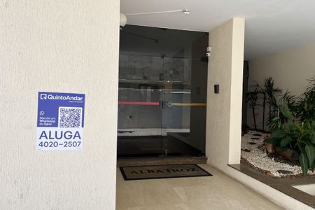 Apartamento para alugar com 120m², 4 quartos e 2 vagas Apartamento para alugar com 120m², 4 quartos e 2 vagasPlaca Instalada