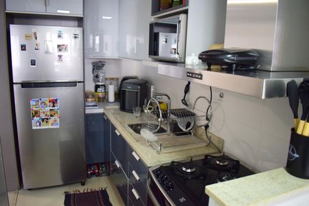 Apartamento para alugar com 100m², 3 quartos e 2 vagasCozinha