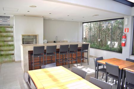 Apartamento para alugar com 100m², 3 quartos e 2 vagasÁrea comum - Churrasqueira