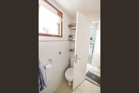 Banheiro de casa para alugar com 1 quarto, 61m² em Parque Senhor do Bonfim, Taubaté