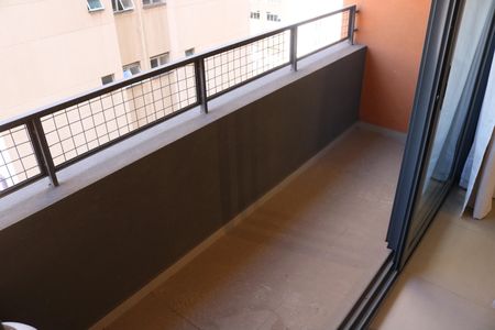 Varanda de kitnet/studio para alugar com 1 quarto, 25m² em Perdizes, São Paulo