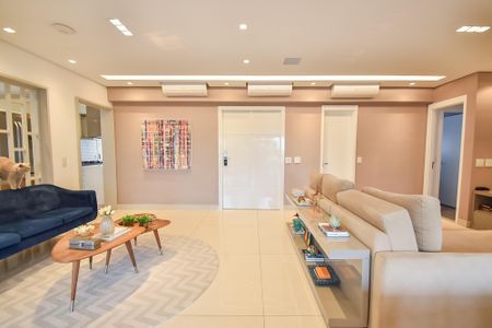 Apartamento à venda com 176m², 3 quartos e 3 vagasSala