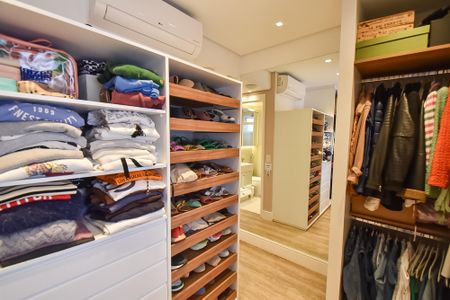 Apartamento à venda com 176m², 3 quartos e 3 vagasSuíte 2