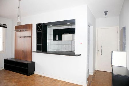 Sala de apartamento à venda com 1 quarto, 51m² em Rio Branco, Porto Alegre