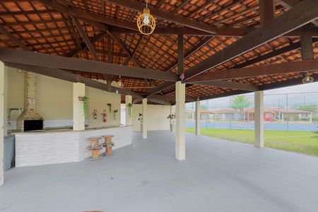 Casa de condomínio para alugar com 48m², 2 quartos e 2 vagas Casa de condomínio para alugar com 48m², 2 quartos e 2 vagasÁrea comum - Churrasqueira