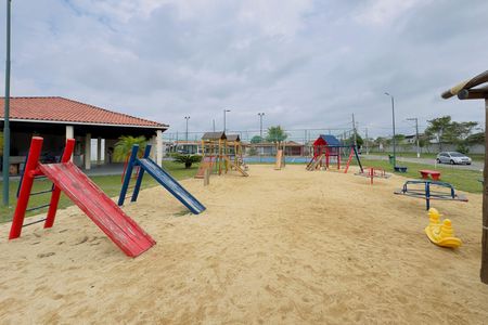Casa de condomínio para alugar com 48m², 2 quartos e 2 vagas Casa de condomínio para alugar com 48m², 2 quartos e 2 vagasÁrea comum - Playground