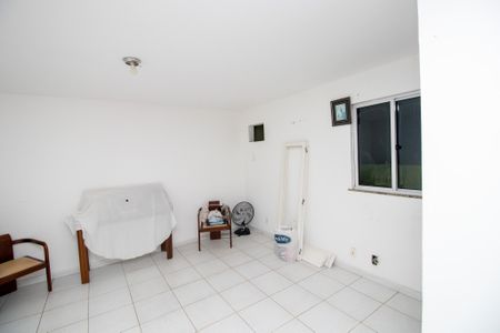 Apartamento à venda com 197m², 3 quartos e sem vaga Apartamento à venda com 197m², 3 quartos e sem vagaHall