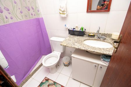Apartamento à venda com 197m², 3 quartos e sem vaga Apartamento à venda com 197m², 3 quartos e sem vagaBanheiro social