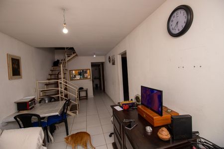 Apartamento à venda com 197m², 3 quartos e sem vaga Apartamento à venda com 197m², 3 quartos e sem vagaSala