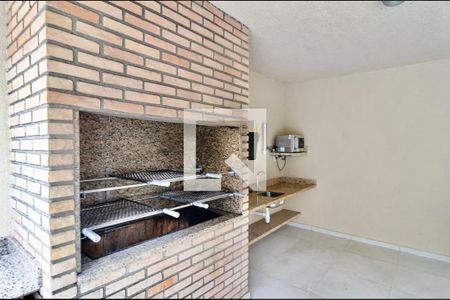 Apartamento à venda com 112m², 3 quartos e 2 vagas Apartamento à venda com 112m², 3 quartos e 2 vagasÁrea comum - Churrasqueira