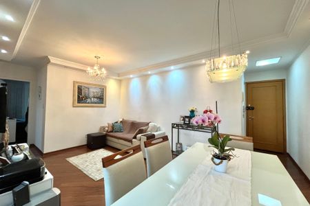 Apartamento à venda com 112m², 3 quartos e 2 vagas Apartamento à venda com 112m², 3 quartos e 2 vagasSala