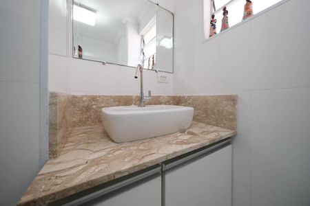 Apartamento à venda com 70m², 3 quartos e 1 vagaBanheiro