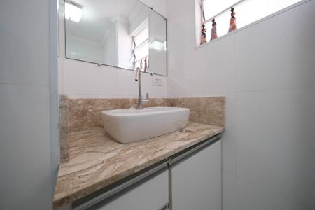 Apartamento à venda com 70m², 3 quartos e 1 vagaBanheiro