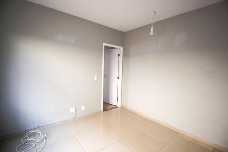 Casa à venda com 160m², 3 quartos e 2 vagasSala 2