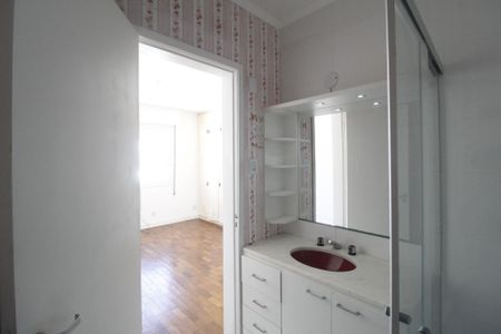 Apartamento para alugar com 120m², 3 quartos e 1 vagaBanheiro da Suíte 1