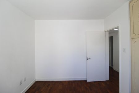 Apartamento para alugar com 120m², 3 quartos e 1 vagaQuarto 2