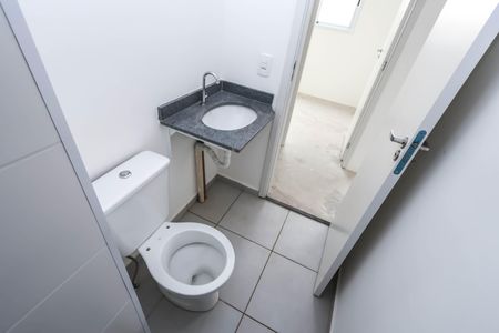 Apartamento para alugar com 38m², 2 quartos e sem vagaBanheiro