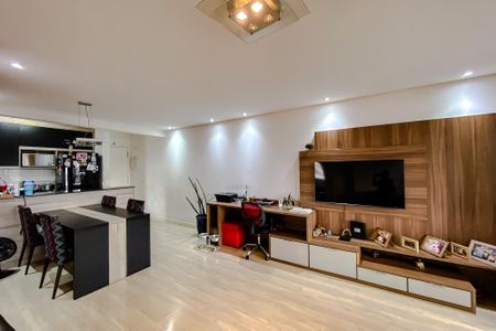 Apartamento para alugar com 82m², 2 quartos e 2 vagasSala