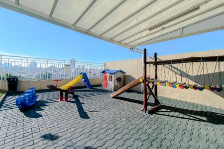 Apartamento para alugar com 82m², 2 quartos e 2 vagasÁrea comum - Playground