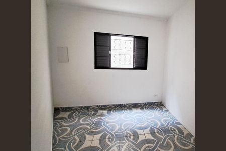 Quarto 1 de casa para alugar com 2 quartos, 50m² em Jardim Raposo Tavares, São Paulo